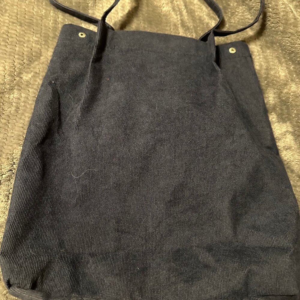 Tote - Picture 2 of 5